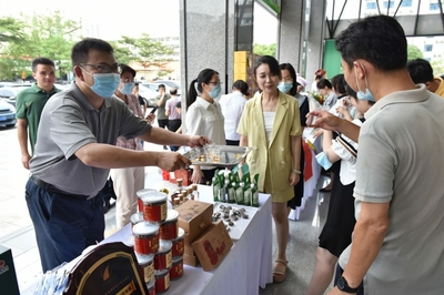 廣西農(nóng)墾集團(tuán)“尋桂味 品良品”美食主題活動(dòng)正式啟動(dòng)，承辦展覽展示活動(dòng)亮出特色亮點(diǎn)